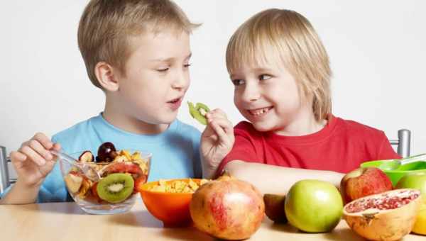 При знайомстві малюка з дорослою їжею, проблеми з апетитом можуть виникнути в будь-якому віці, на будь-якому етапі цього процесу.