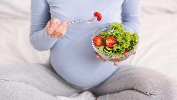 5 корисних властивостей шпинату при вагітності